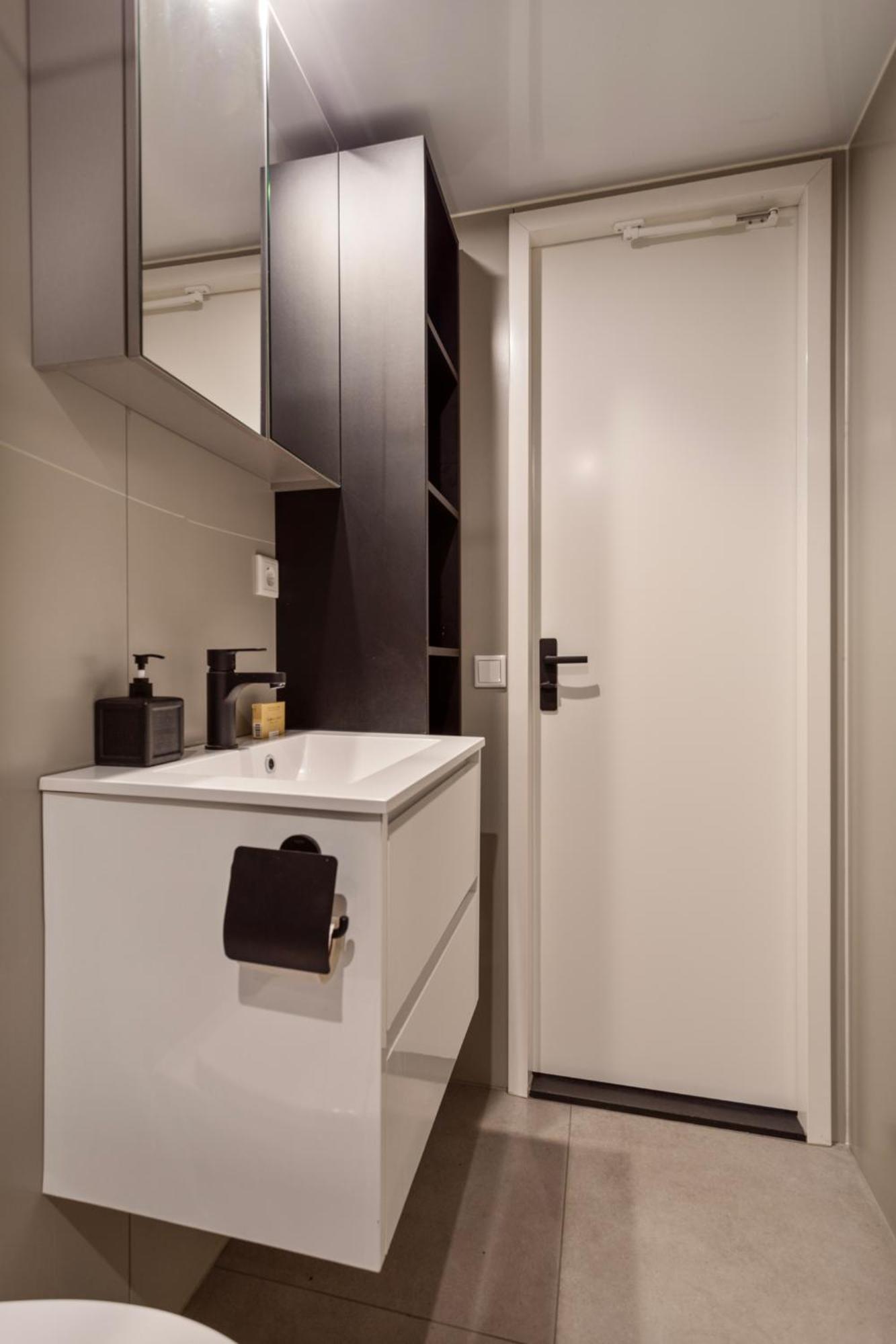 Luxurious Waterloft Near Beach And Centre By Weltevreden Experience Zeewolde Exterior photo