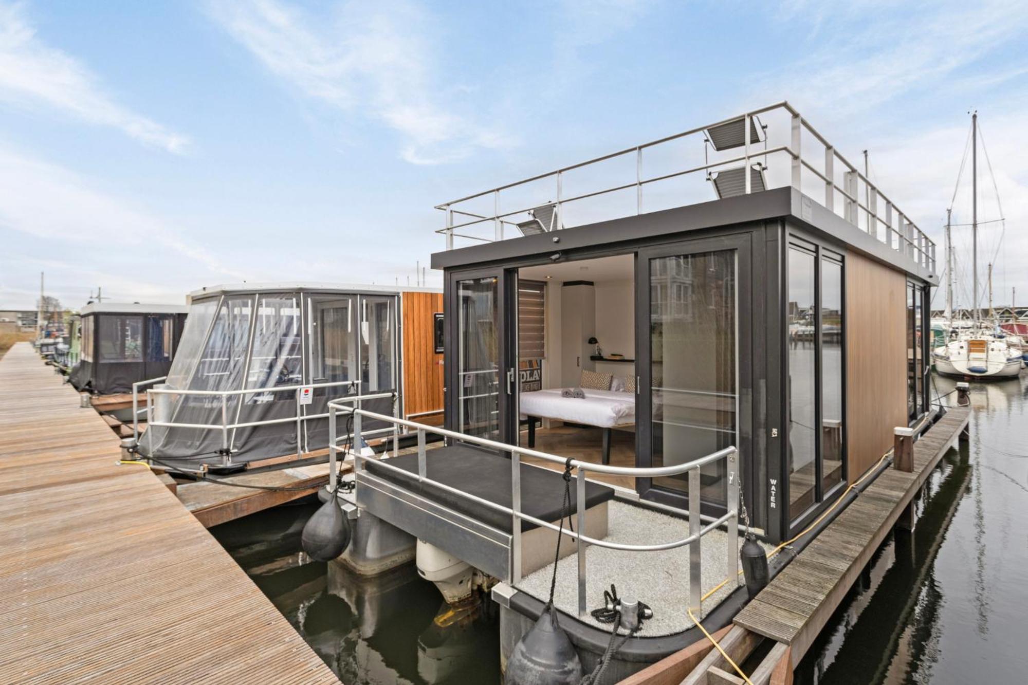 Luxurious Waterloft Near Beach And Centre By Weltevreden Experience Zeewolde Exterior photo