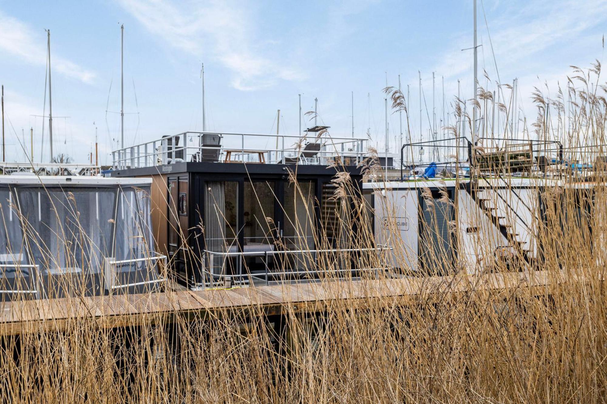 Luxurious Waterloft Near Beach And Centre By Weltevreden Experience Zeewolde Exterior photo
