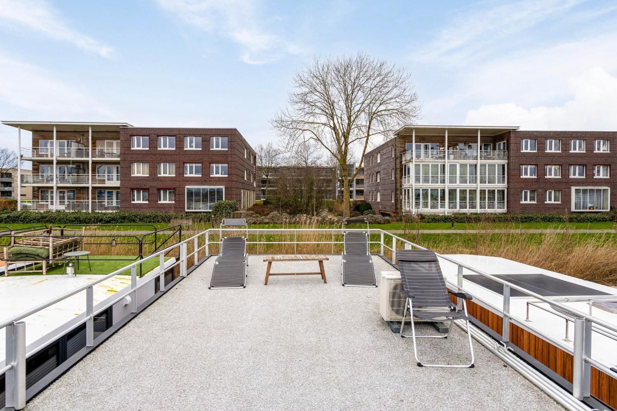 Luxurious Waterloft Near Beach And Centre By Weltevreden Experience Zeewolde Exterior photo