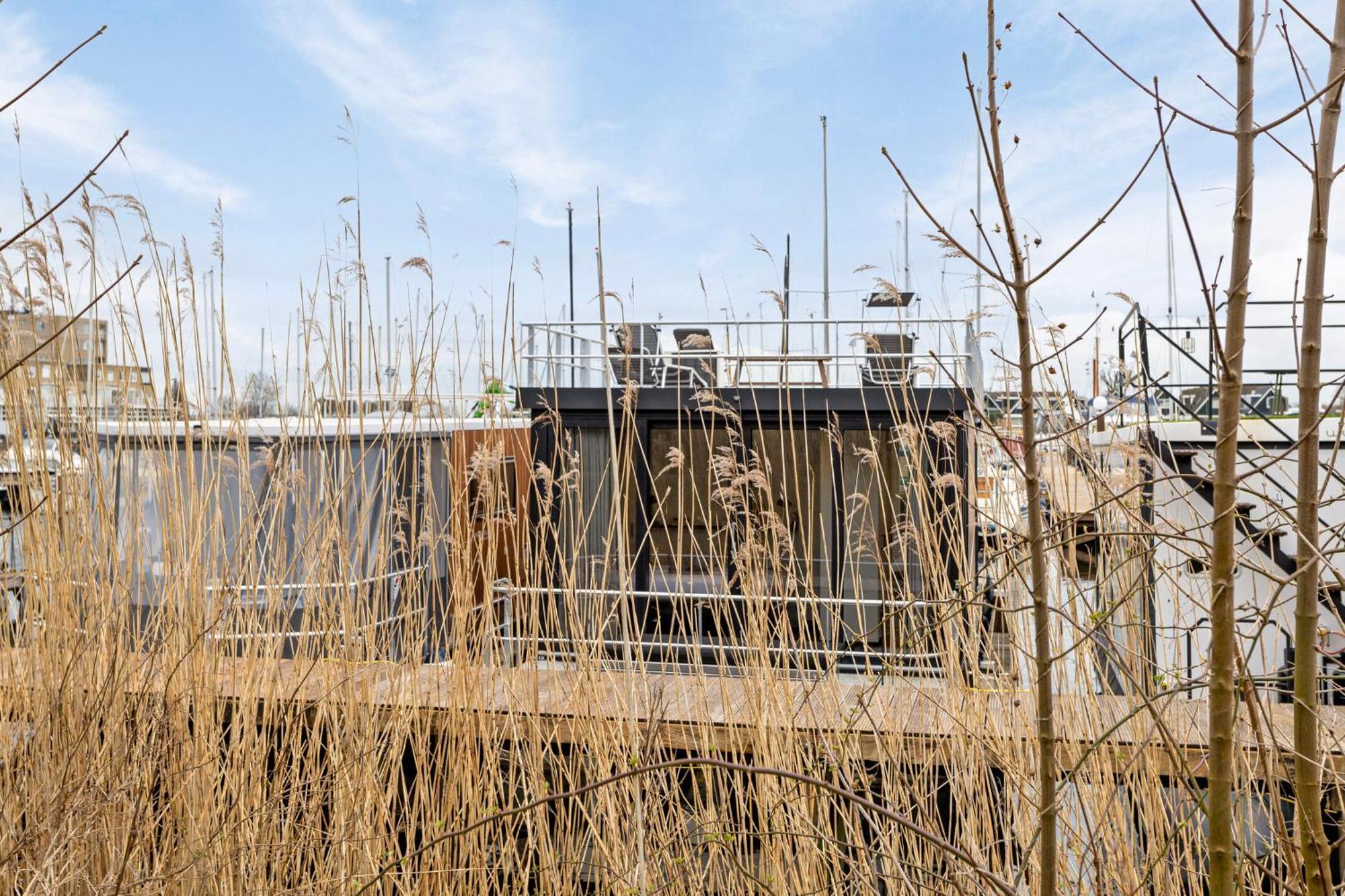 Luxurious Waterloft Near Beach And Centre By Weltevreden Experience Zeewolde Exterior photo