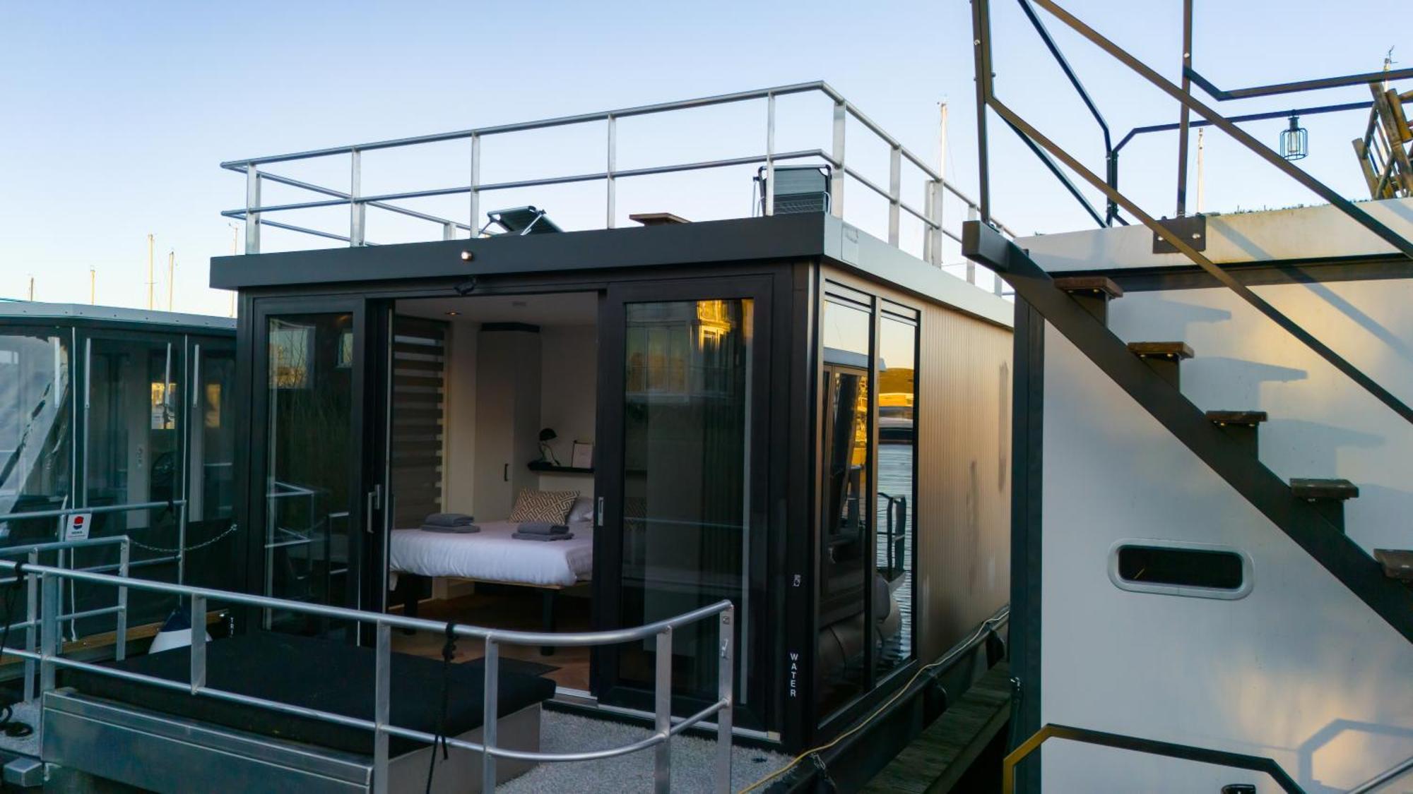 Luxurious Waterloft Near Beach And Centre By Weltevreden Experience Zeewolde Exterior photo