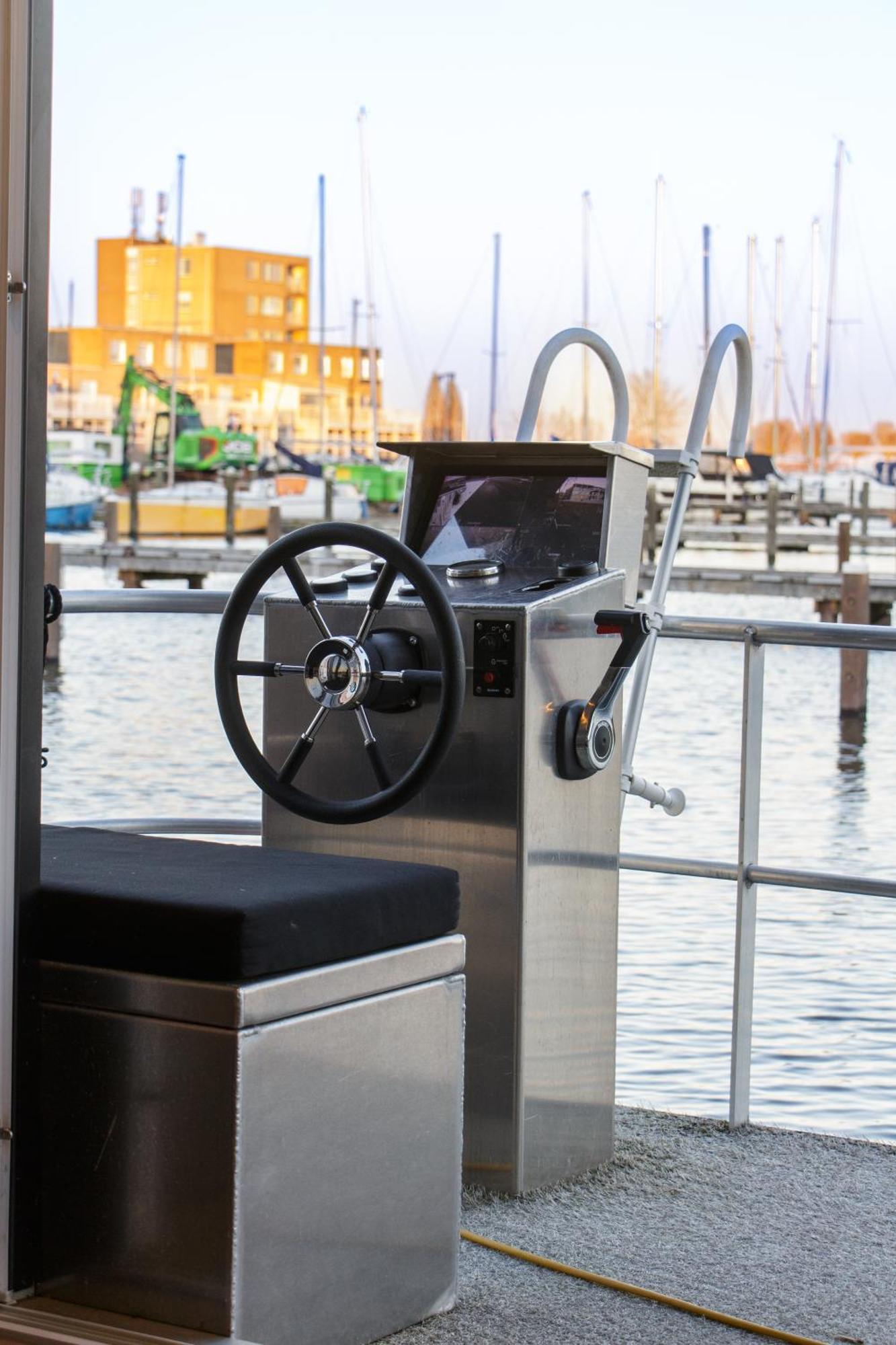Luxurious Waterloft Near Beach And Centre By Weltevreden Experience Zeewolde Exterior photo